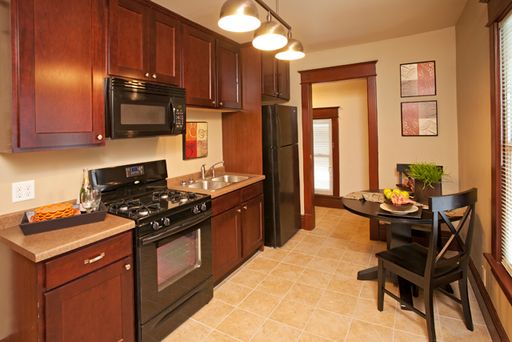 1003 Woodbridge Ave B – photo 1
