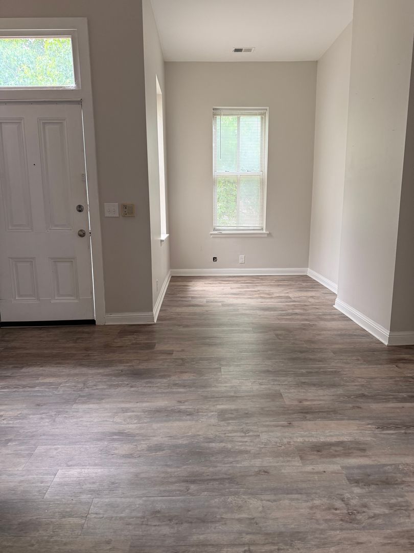St Louis Apartment: 2349 S 10th Street