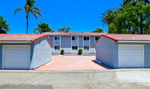 Charming 2 Bedroom Retreat in Upland: Your Ideal Living Space Awaits! – photo 1