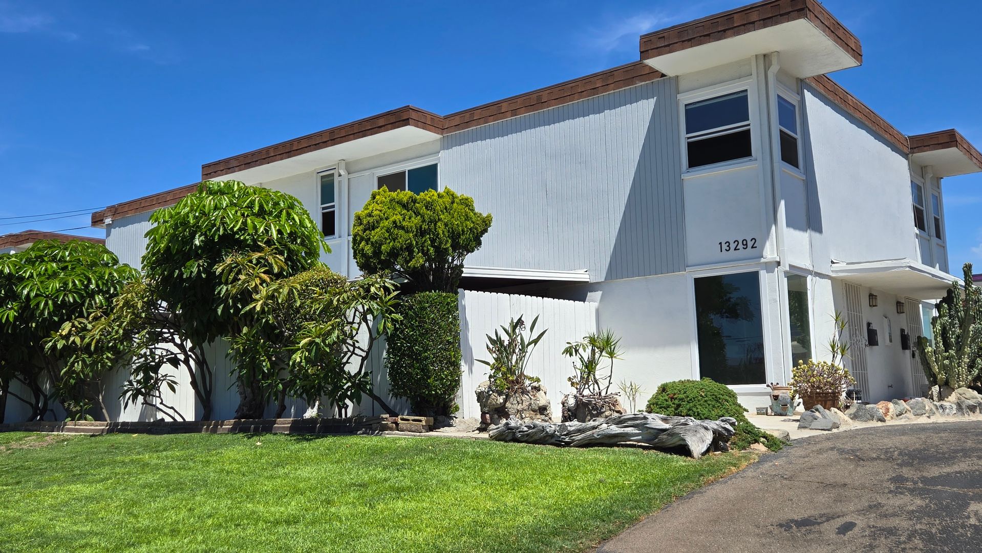 Garden Grove Apartment: 13292 Roan Rd