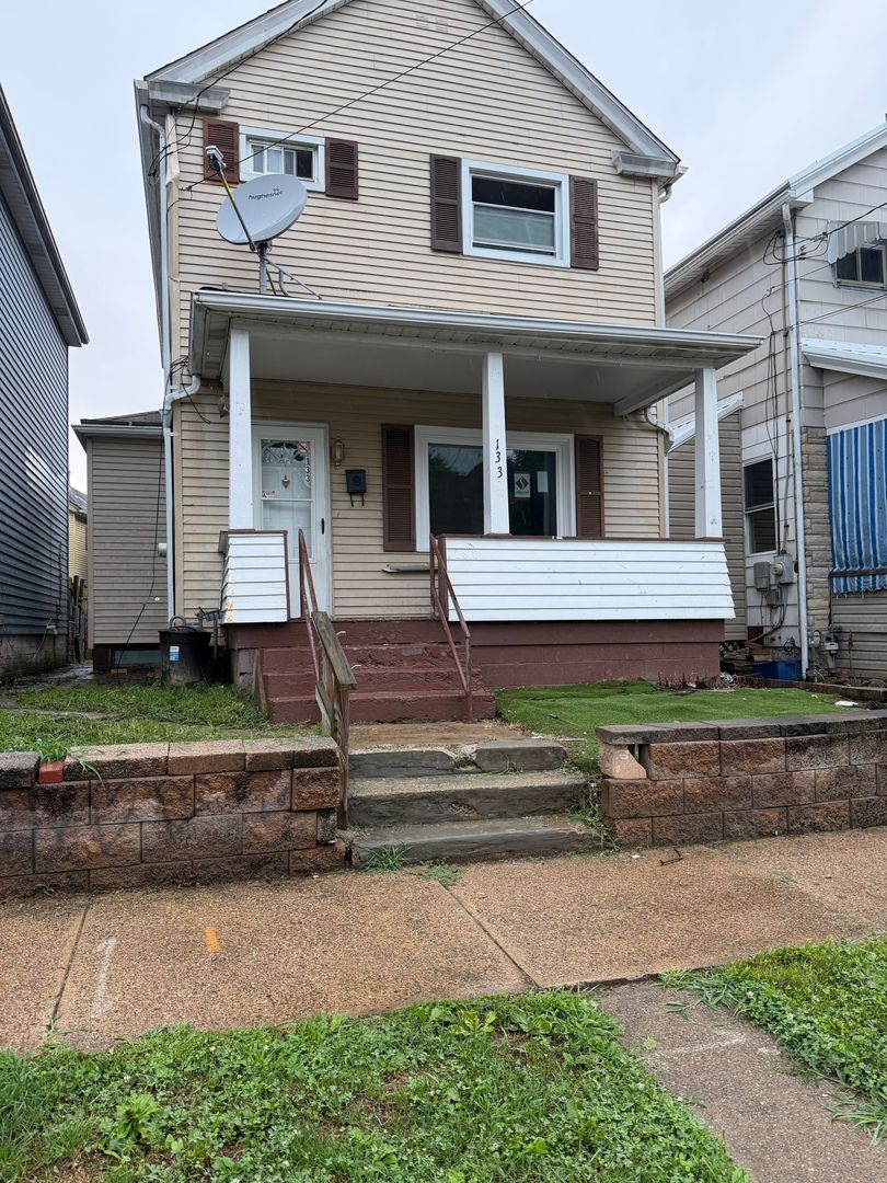 Vandergrift House: 133 Franklin Ave