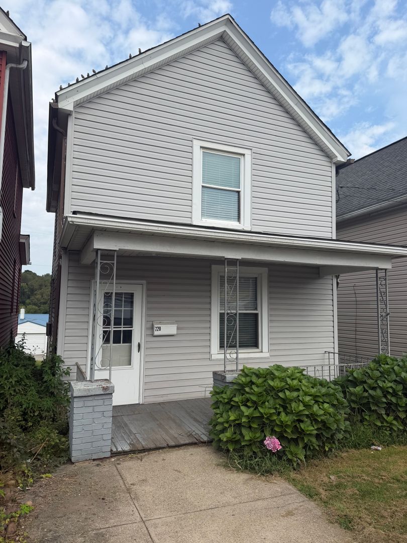 Vandergrift House: 720 Holland Ave