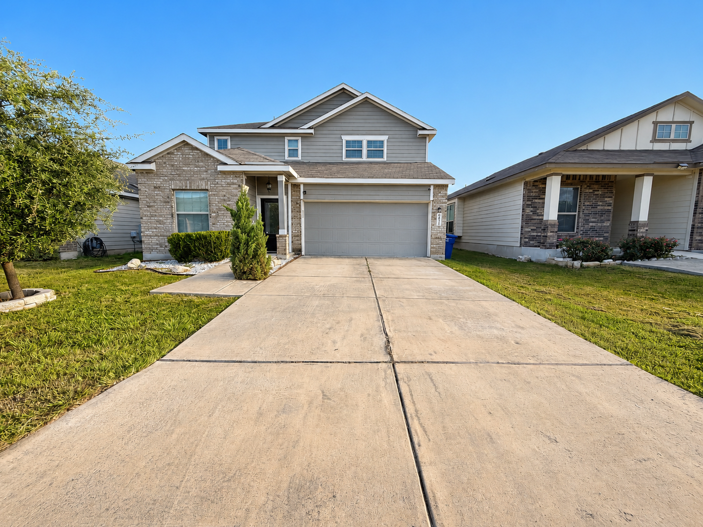 San Antonio House: 6011 Travis Summit