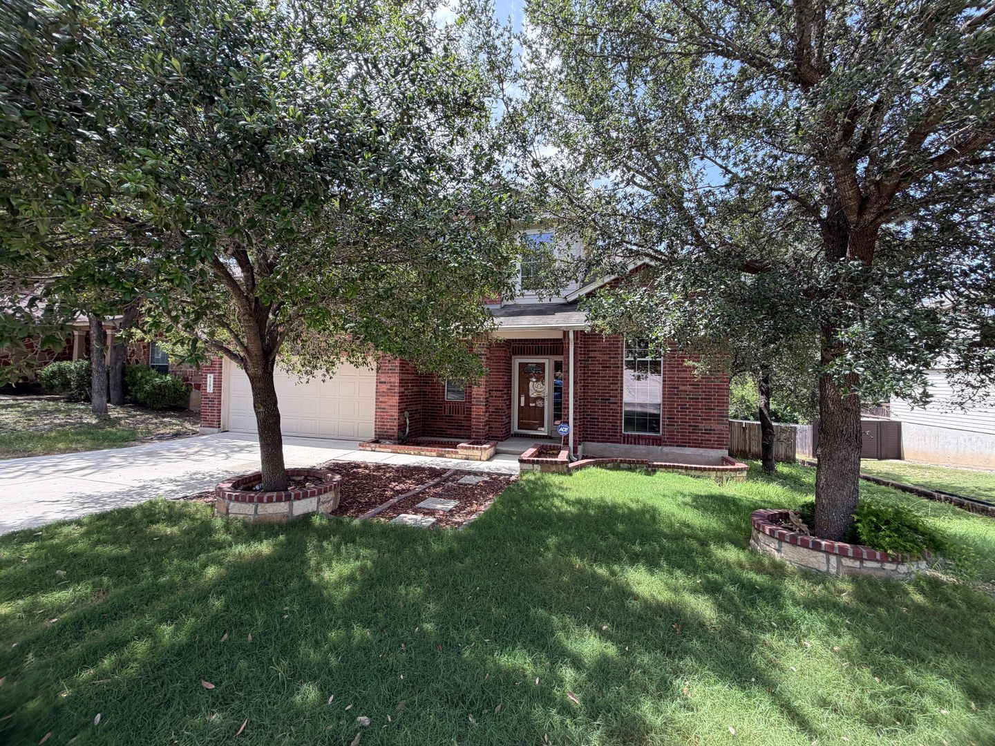 San Antonio House: 9103 Rainbow Creek