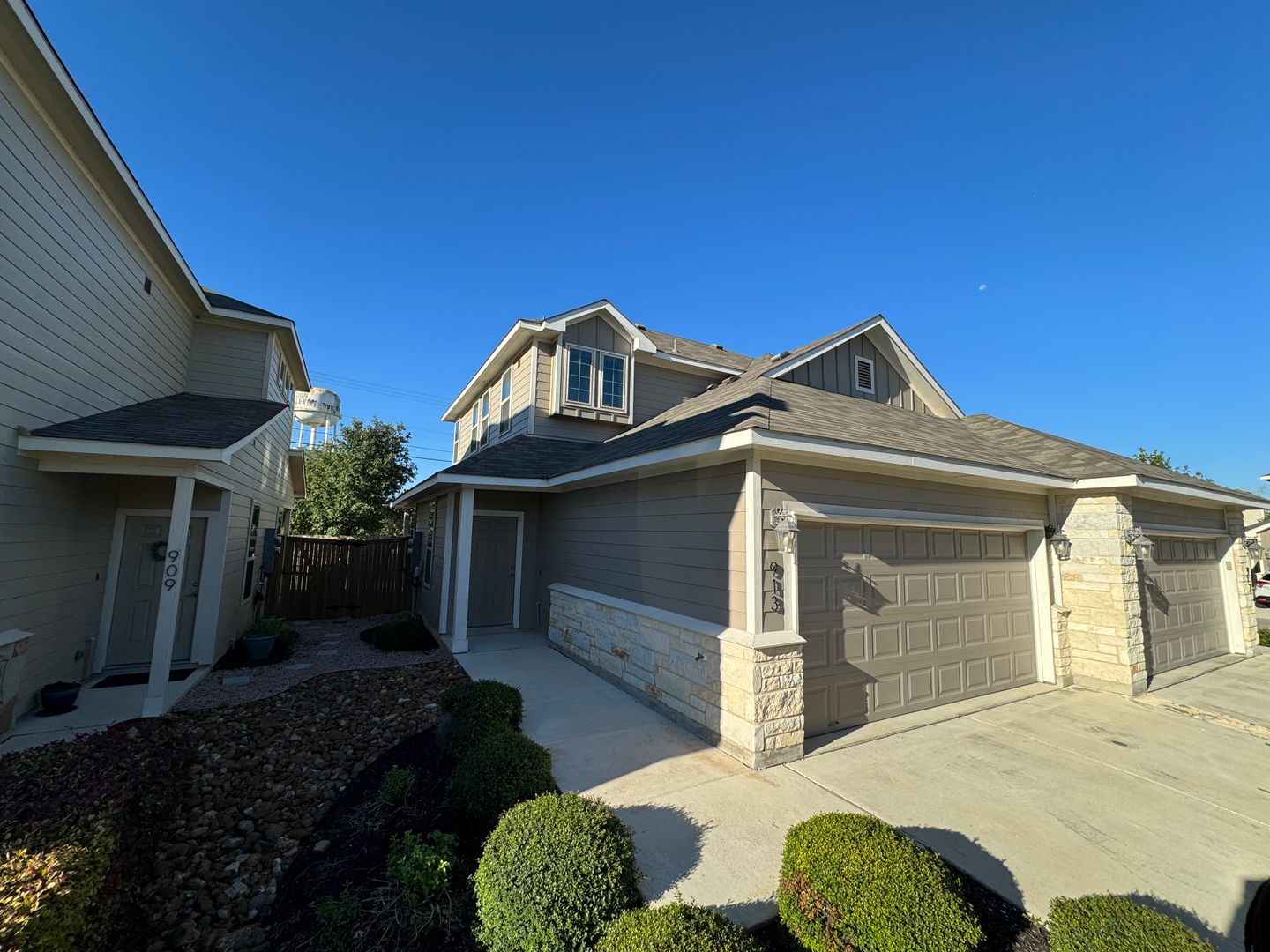 New Braunfels Townhome: 913 Crystal Brook Cove #16A