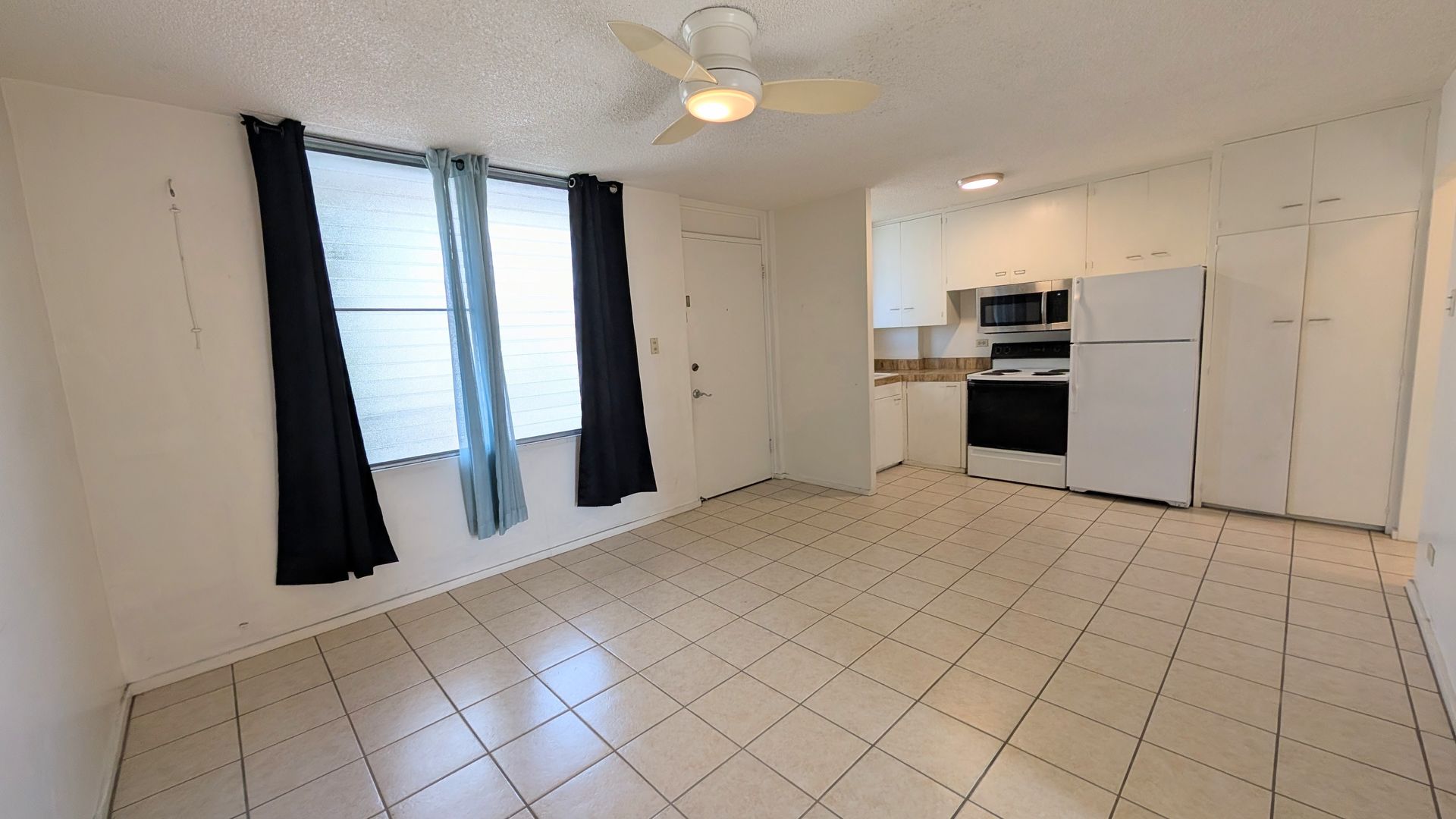Honolulu House: 1525 Pensacola Street, Apt. 203