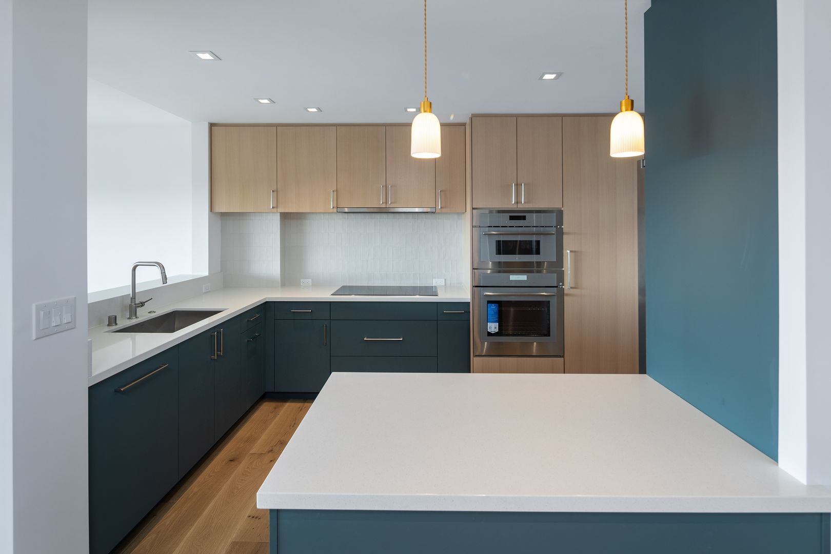 Honolulu Condo: 999 Wilder #1604