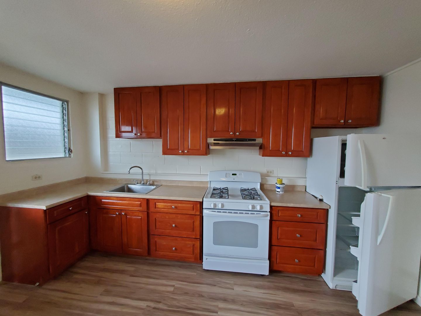 Honolulu Apartment: 3121 Herbert Street