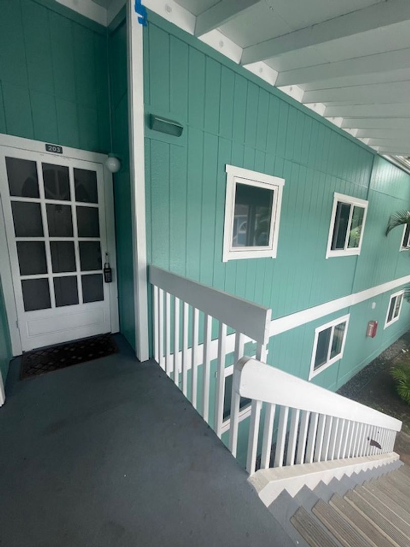 Kailua Condo: 355 Aoloa St #P203