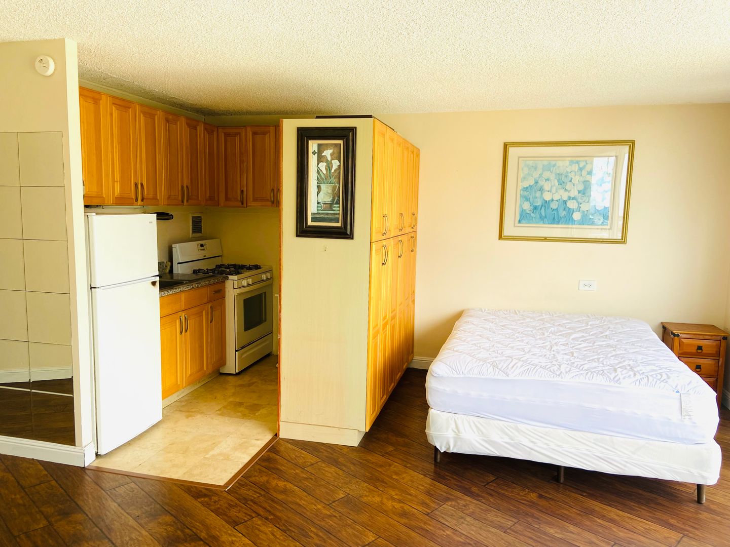 Honolulu Condo: 750 Amana Street #1408