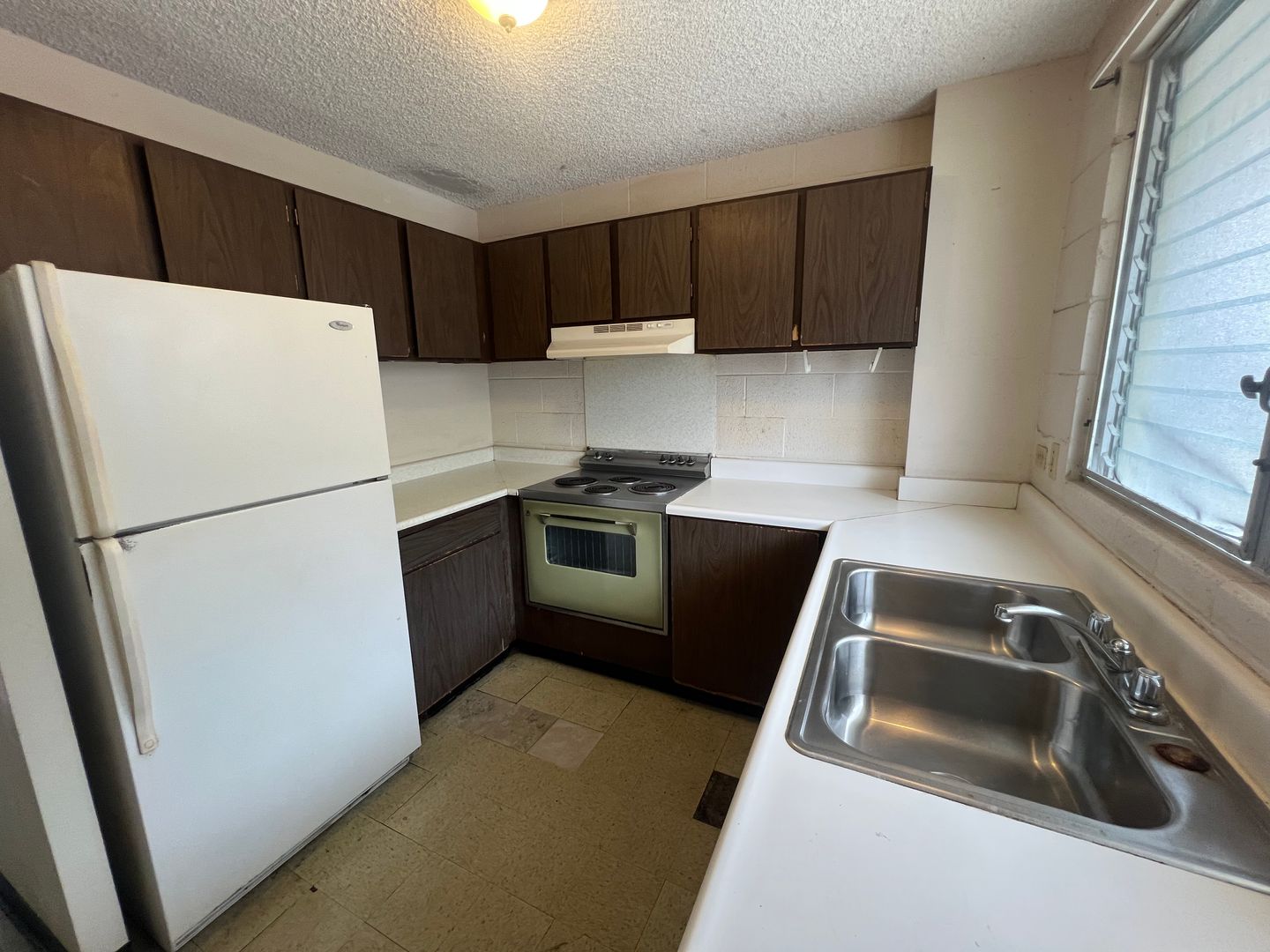 Honolulu Apartment: 802 Prospect St
