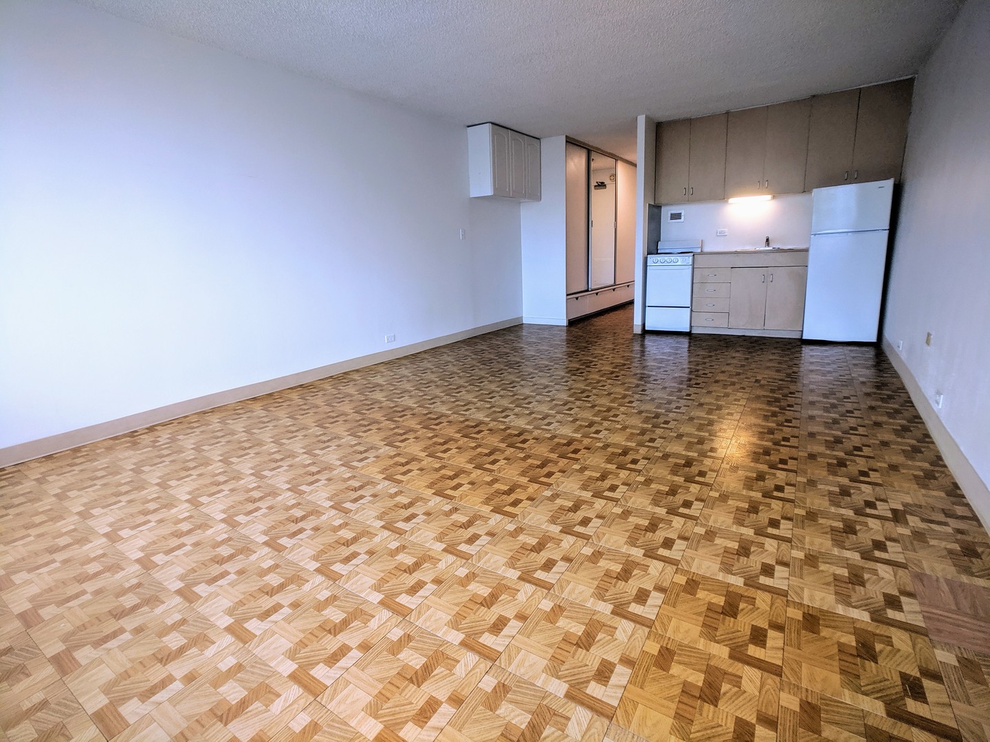 Honolulu Condo: 747 Amana Street #1901