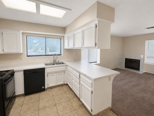 Spacious 2-Bedroom, 2-Bath Home with Garage & Fireplace – $1,750 – photo 1