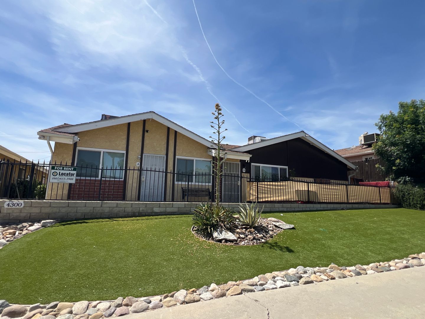 Bakersfield Apartment: 4300 Columbus St