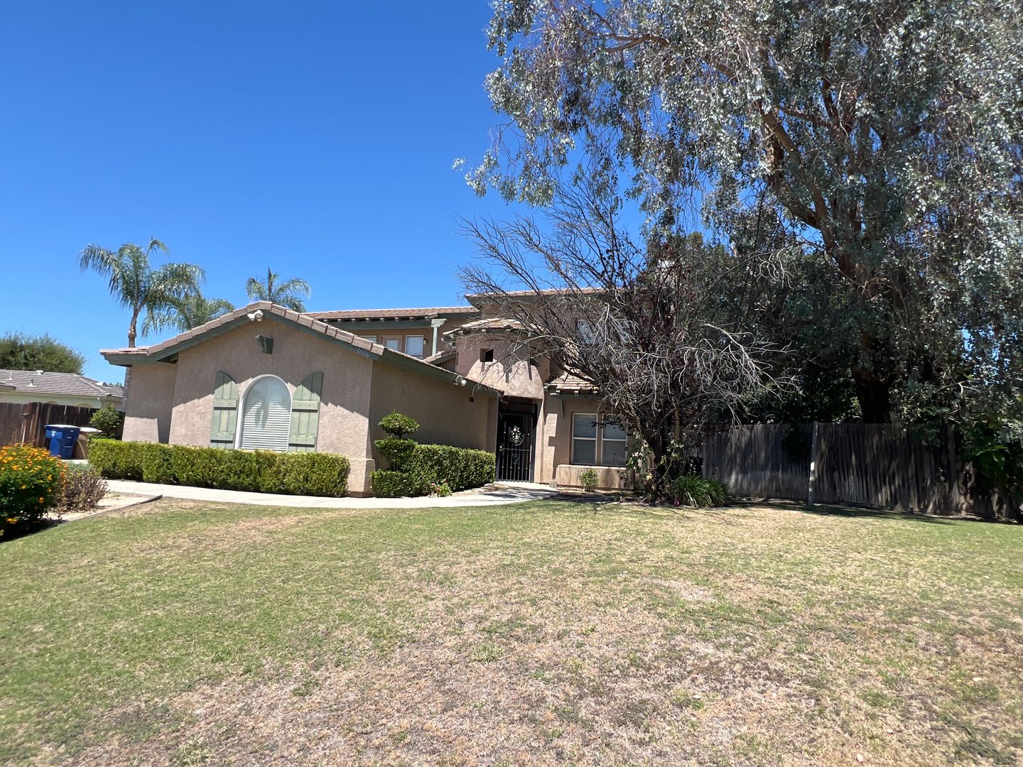 Bakersfield House: 3006 Tresselwyck Ln.