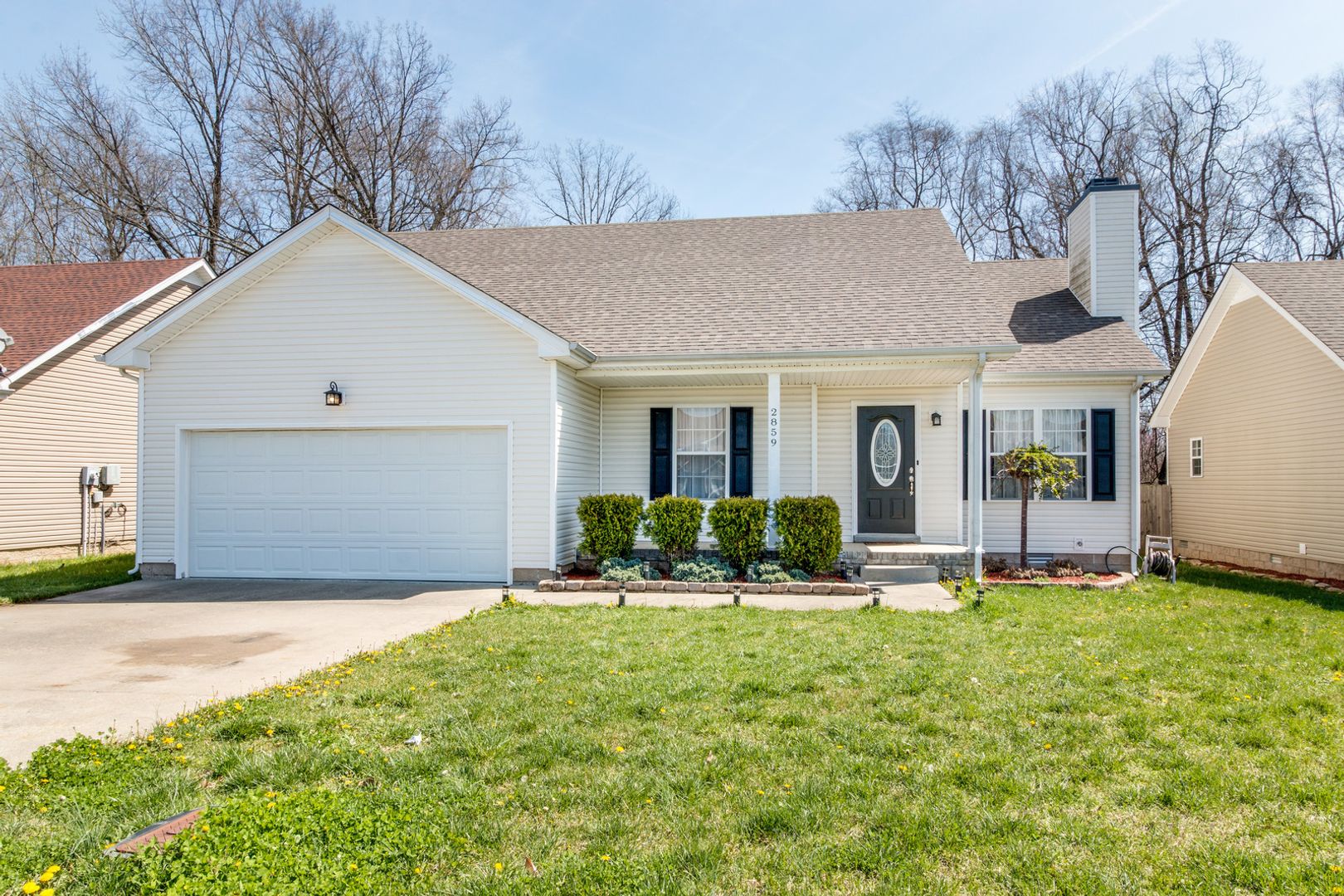 Clarksville House: 2859 Teakwood Dr