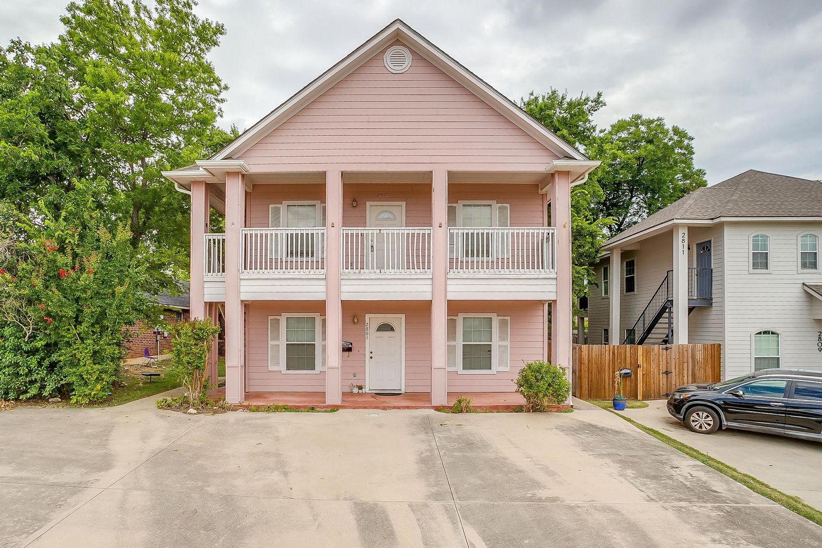 Fort Worth Apartment: 2805 Wayside Avenue