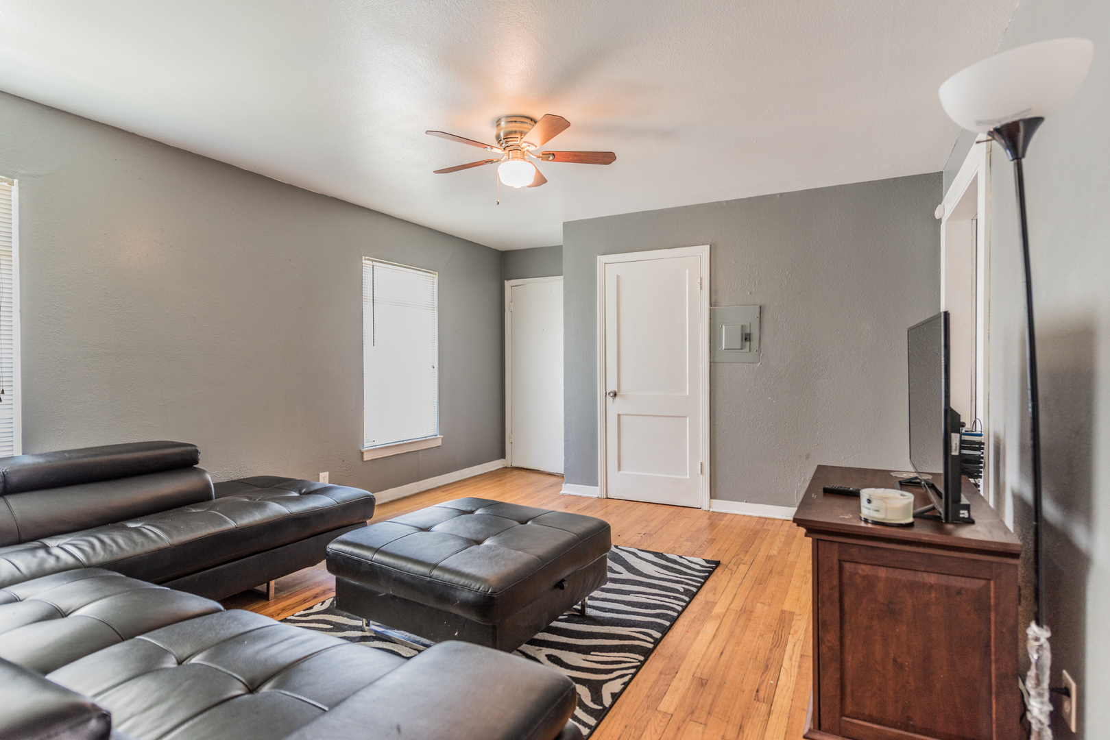 SPECIAL MOVE IN! FIRST 2 MONTHS FREE! 3 of 12