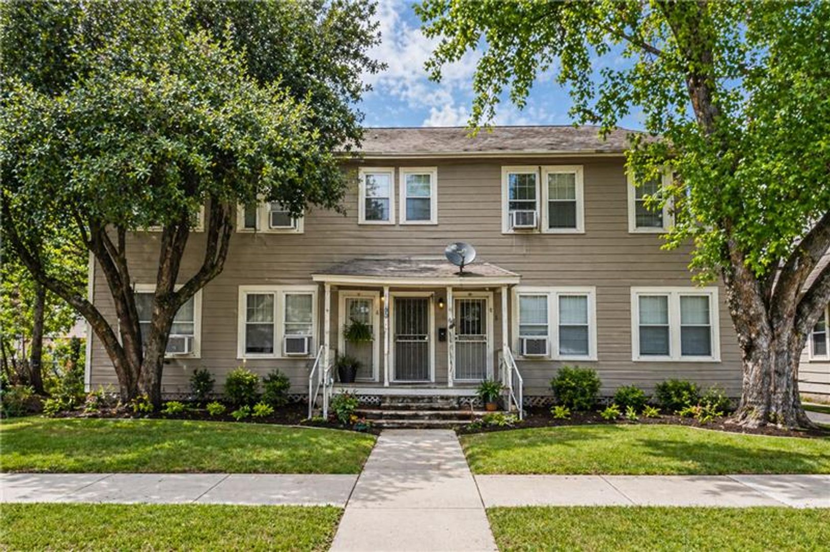 SAN ANTONIO Apartment: 631 E ASHBY PL