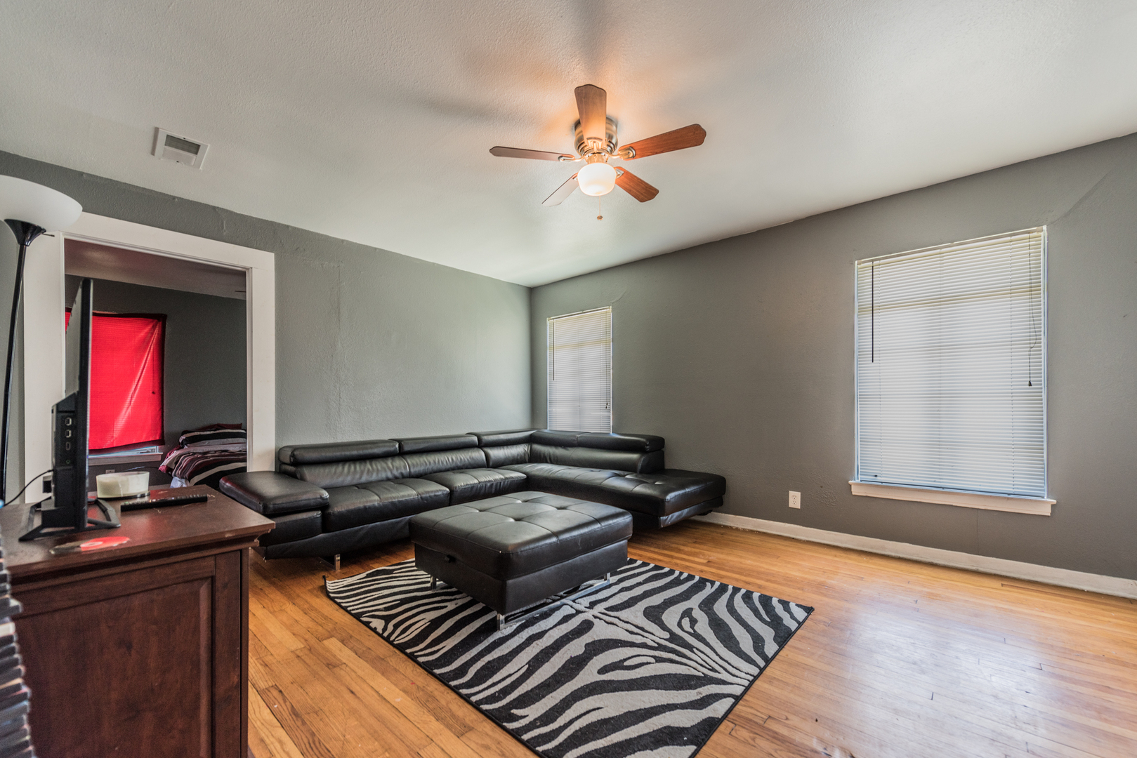 SPECIAL MOVE IN! FIRST 2 MONTHS FREE! 2 of 12