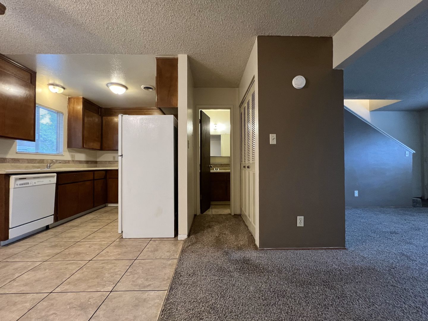Lodi Apartment: 1120 W. Lockeford St.