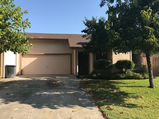 3 Bedroom 2 Bath Duplex - Coming Soon – photo 1