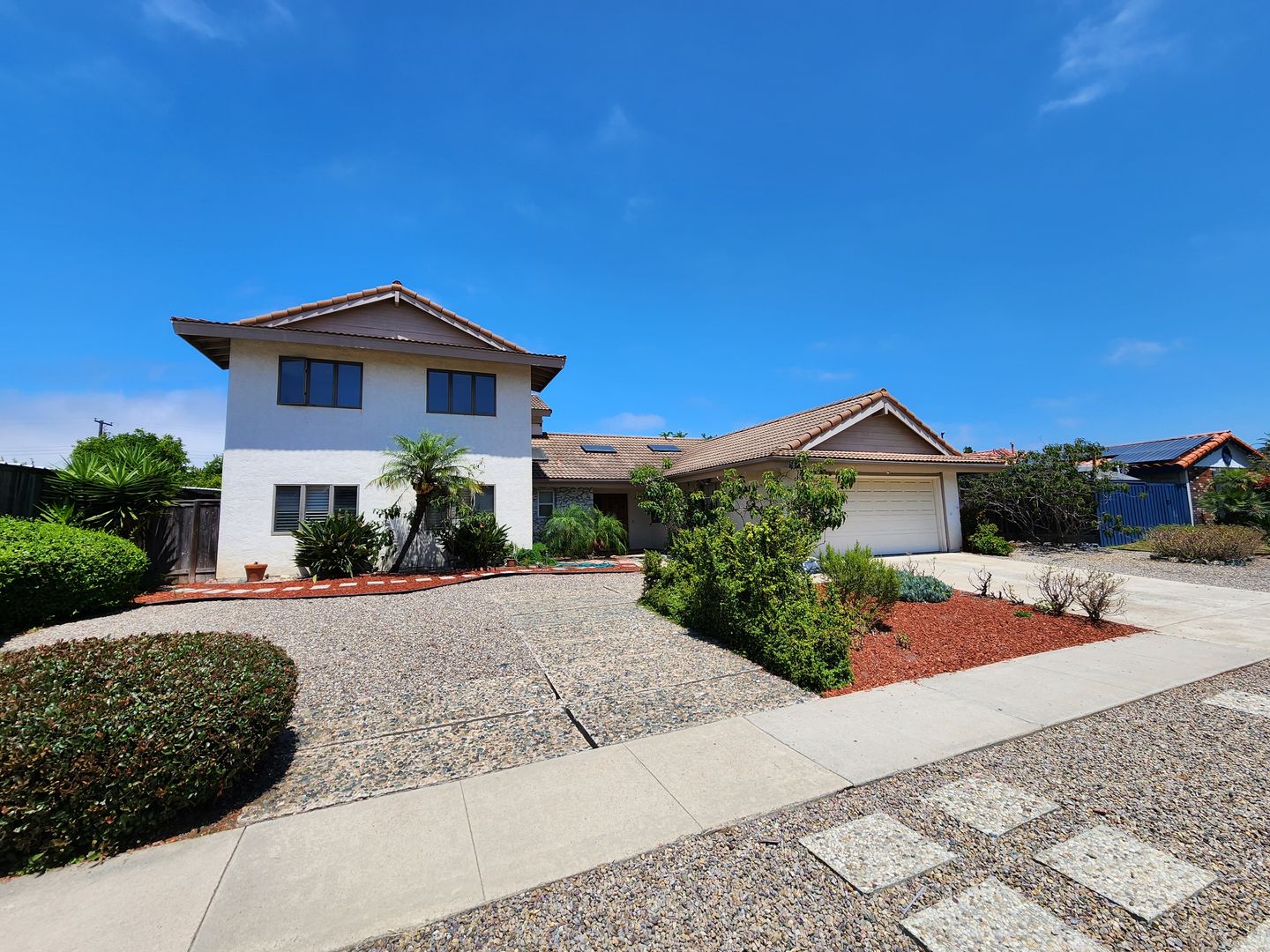 San Diego House: 5672 Stresemann Street