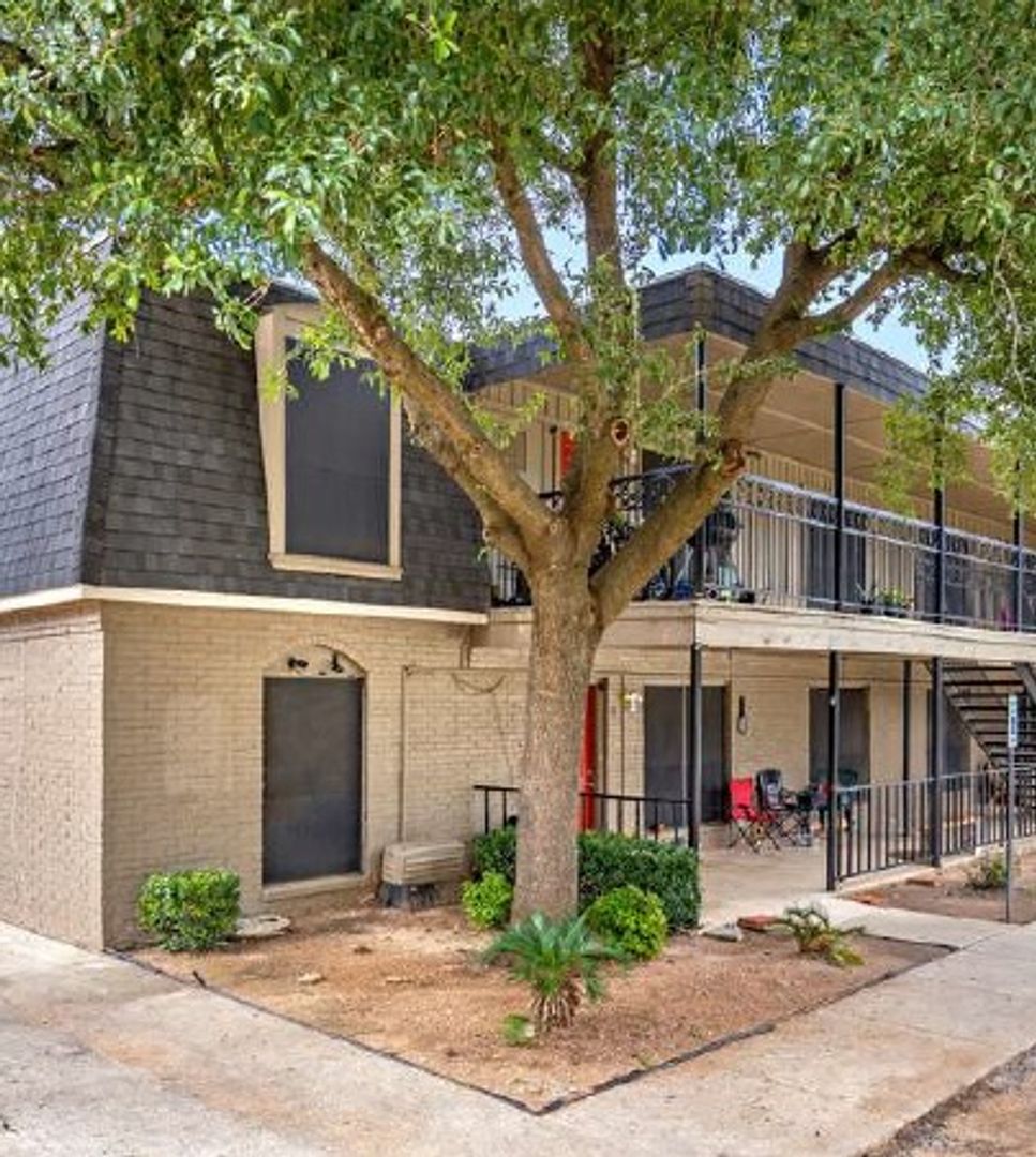 San Antonio Apartment: 1004 Allena Dr