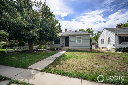 2 Bedroom Basement Apartment in Provo – Brand New Carpet – photo 1
