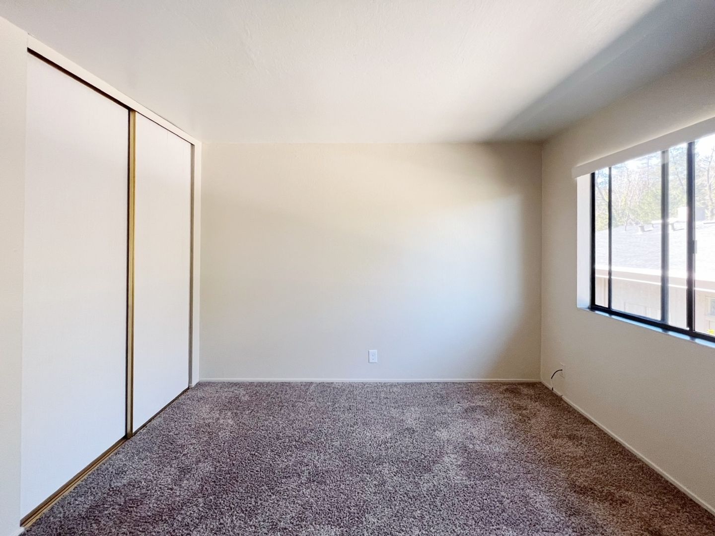 Moraga Apartment: 680 Moraga Road