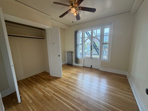 Spacious Corner 2-Bedroom in Vintage Goose Hollow Building – photo 1