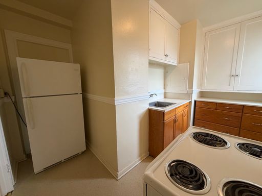 Spacious 2-Bedroom in Vintage Building of Goose Hollow – photo 1