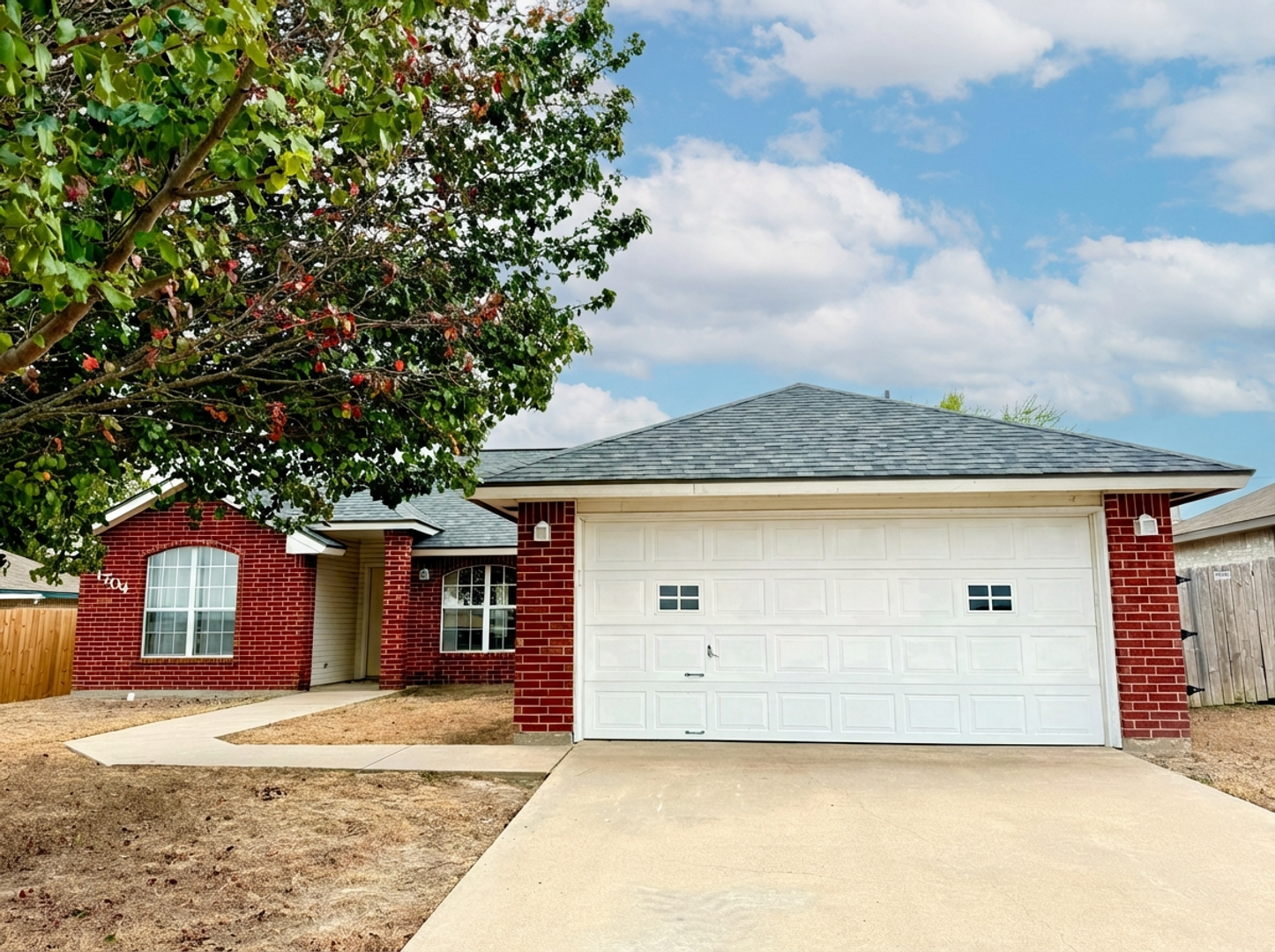 Killeen House: 1704 Granex Dr