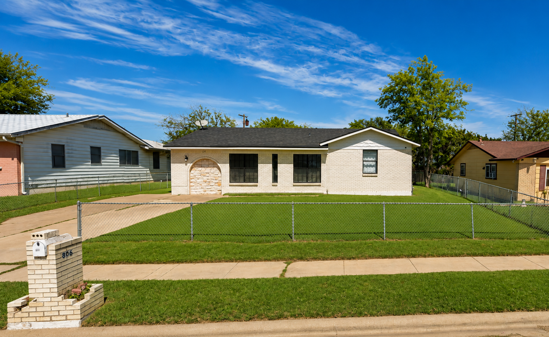Killeen House: 806 Haynes Dr