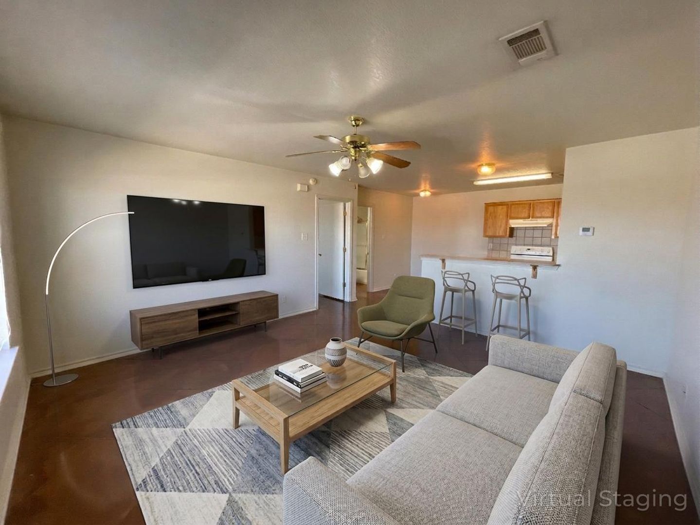 Killeen Apartment: 411 E Central Texas Expy