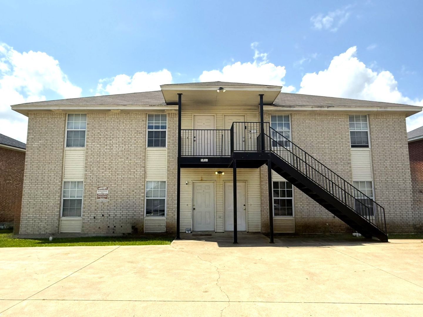 Killeen Apartment: 5706 Redstone Dr