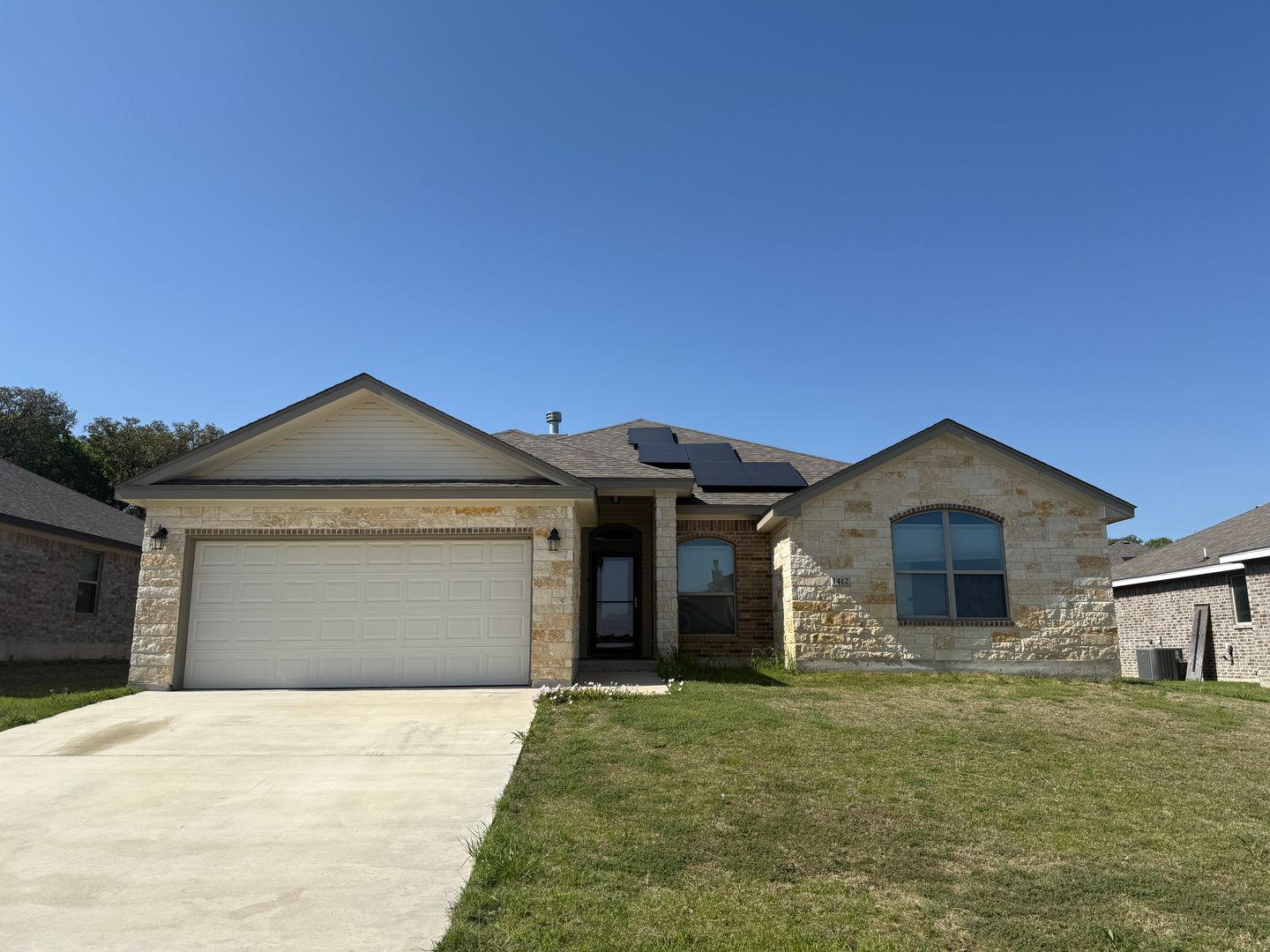 Copperas Cove House: 1412 Justice Dr