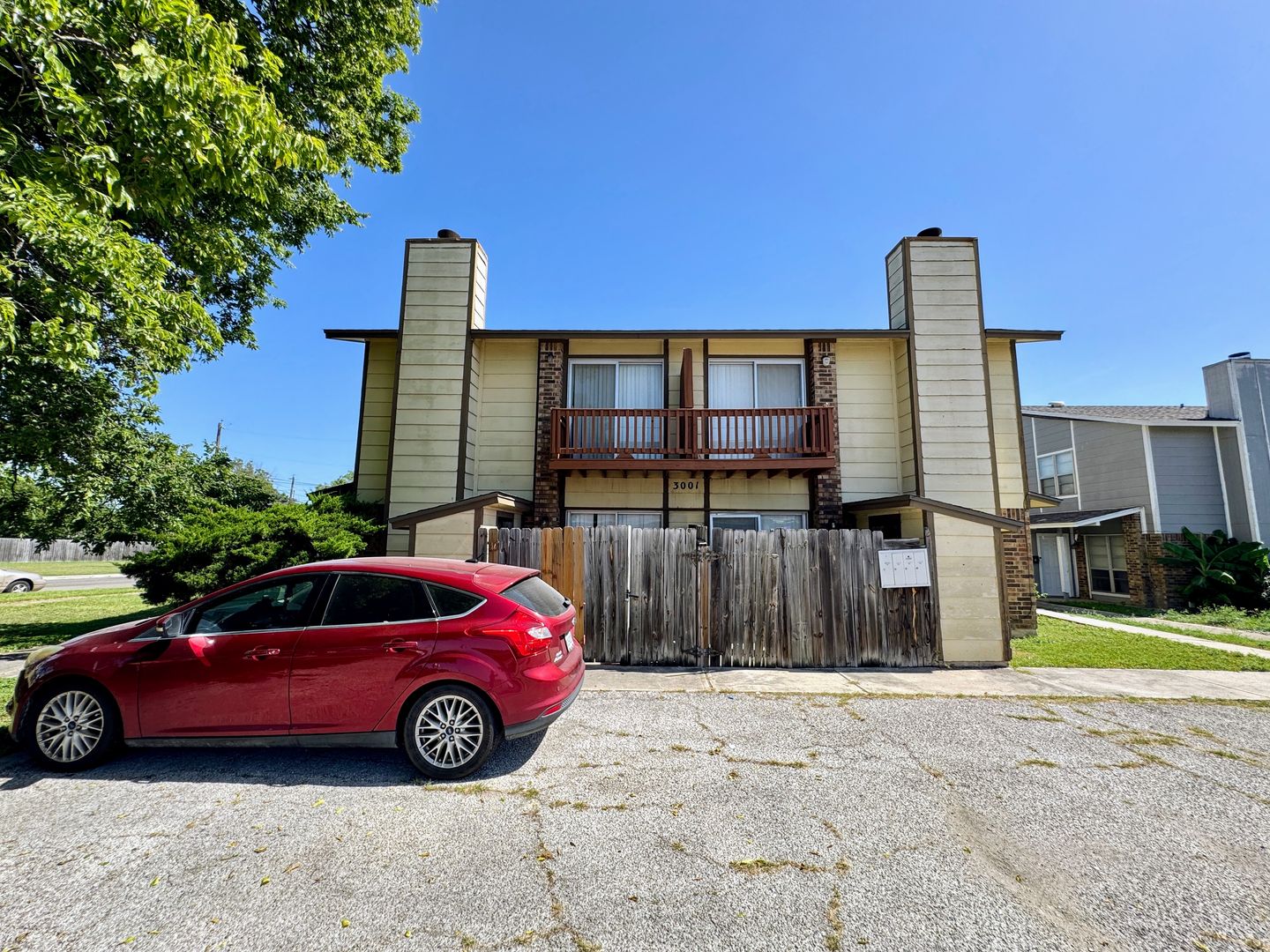Killeen Apartment: 3001 Lake Rd