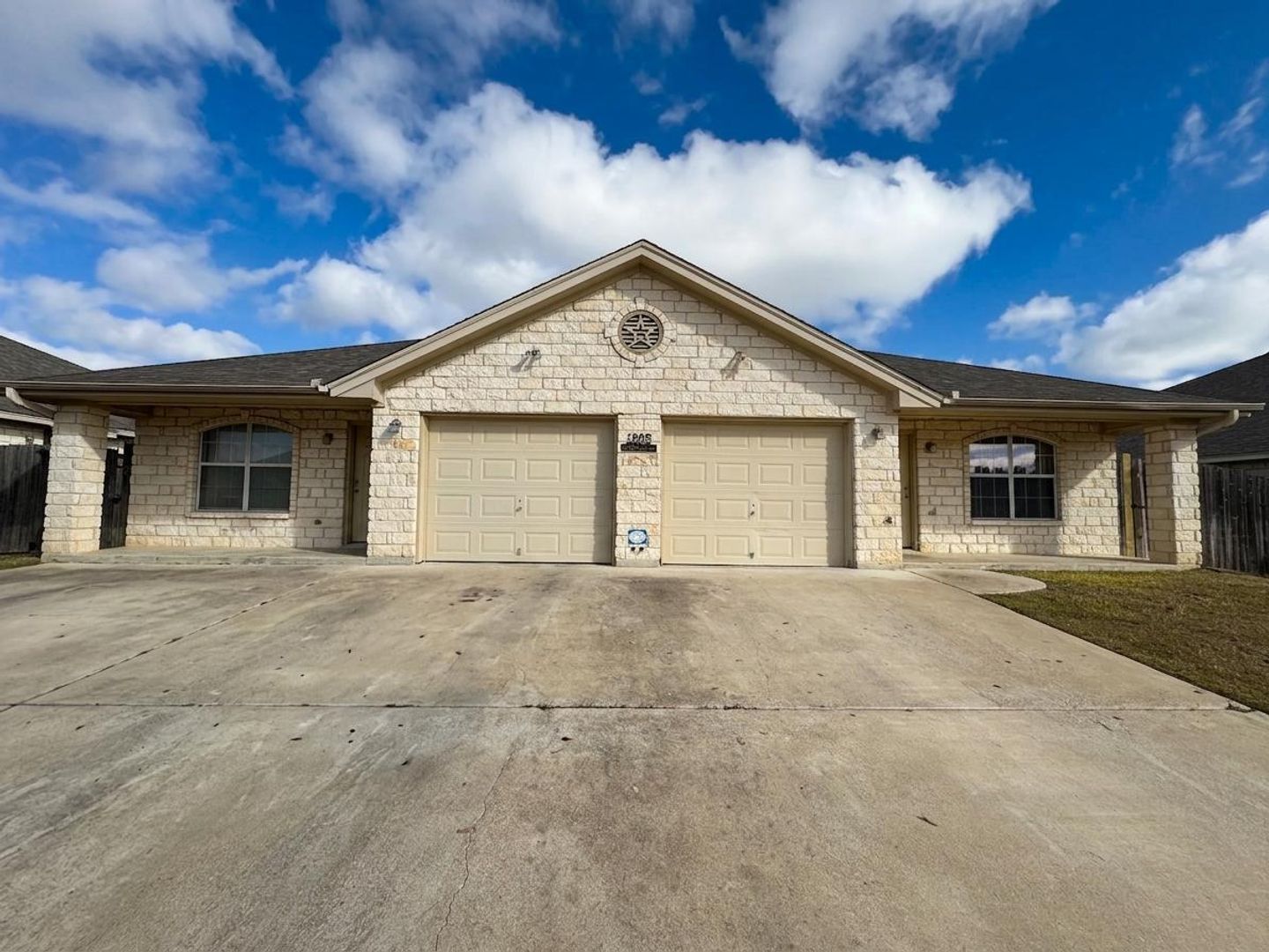 Killeen Apartment: 1205 Powder River Dr.