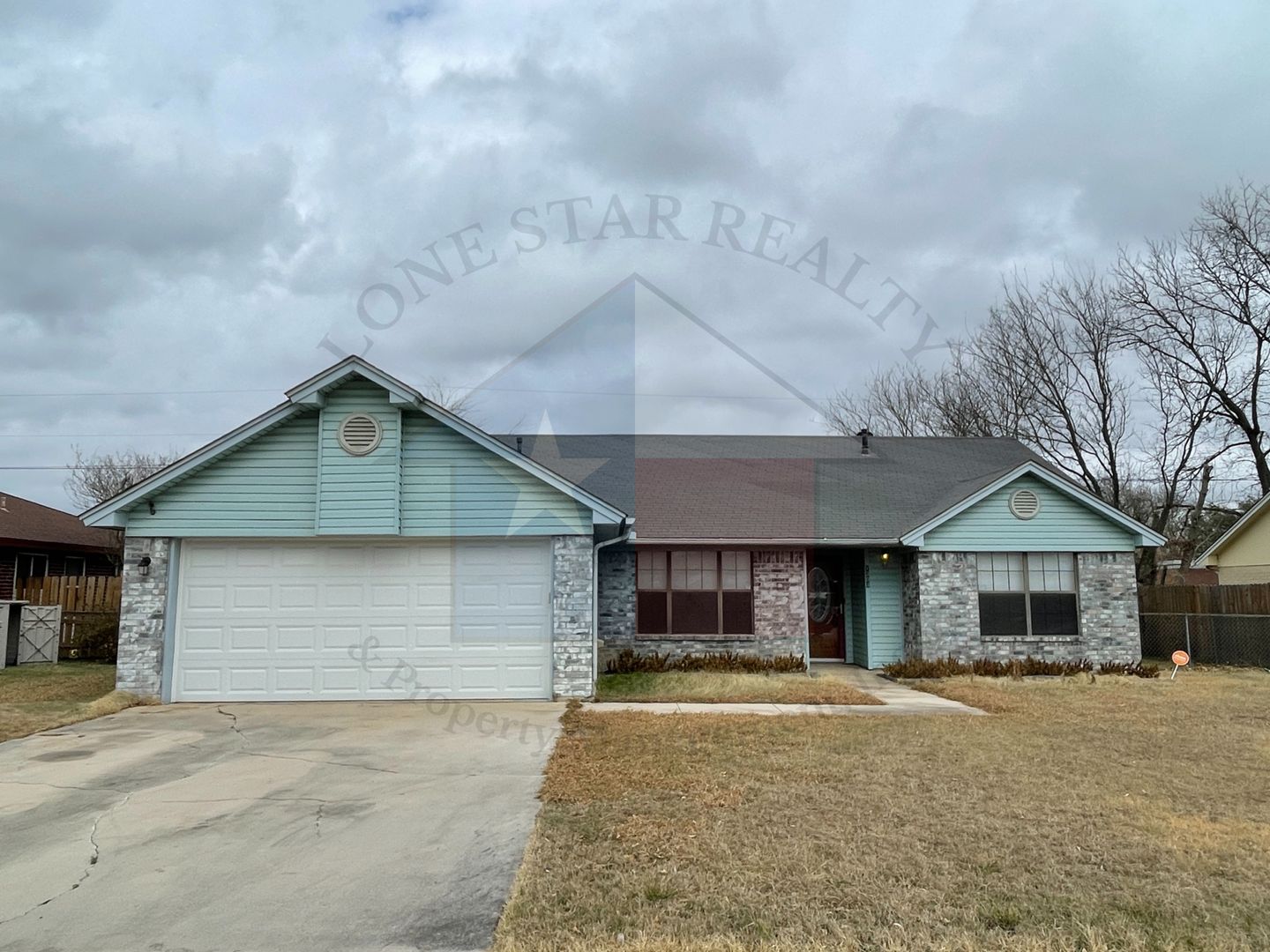 Killeen House: 1303 August Dr