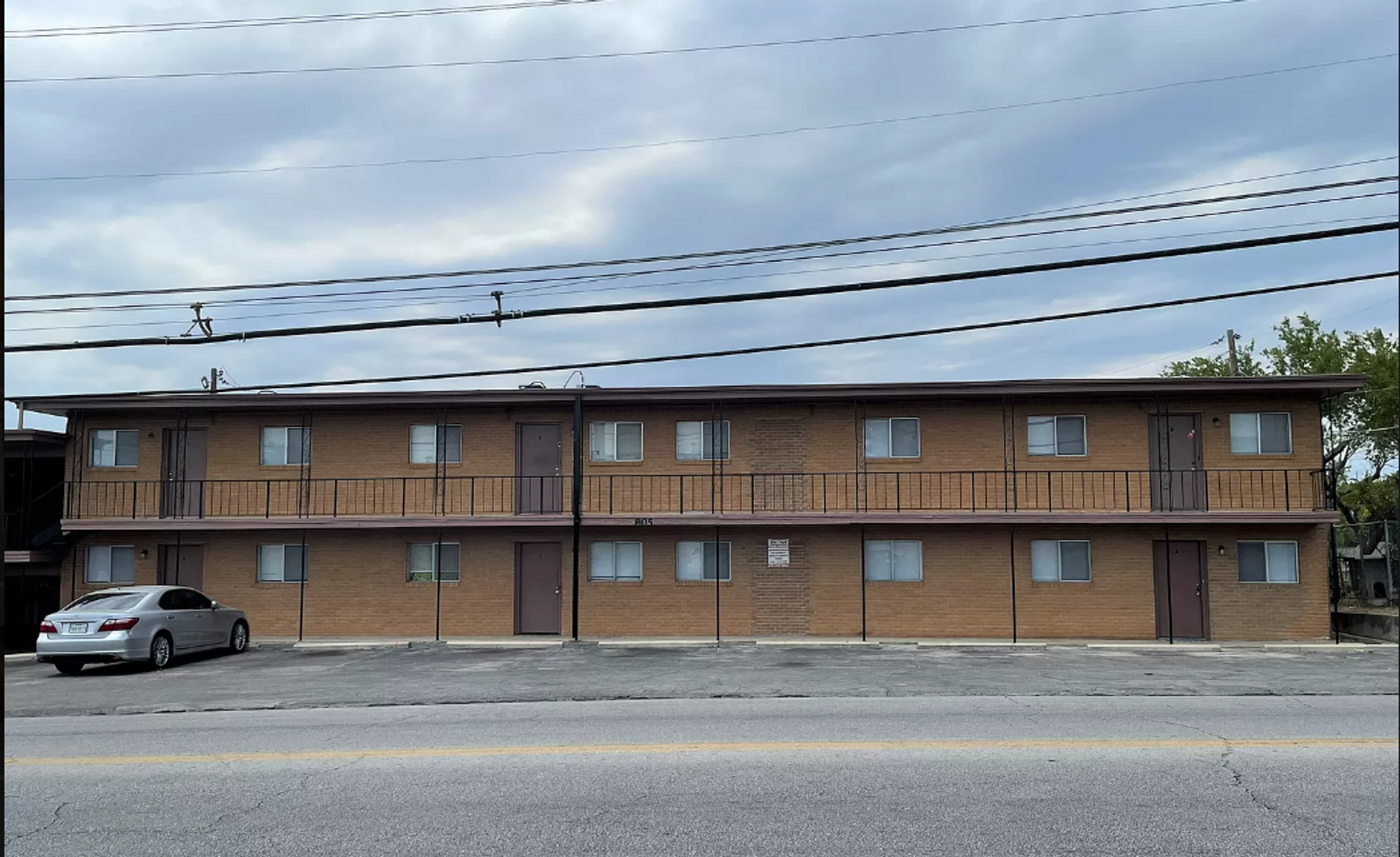 Killeen Apartment: 807 W Hallmark Ave