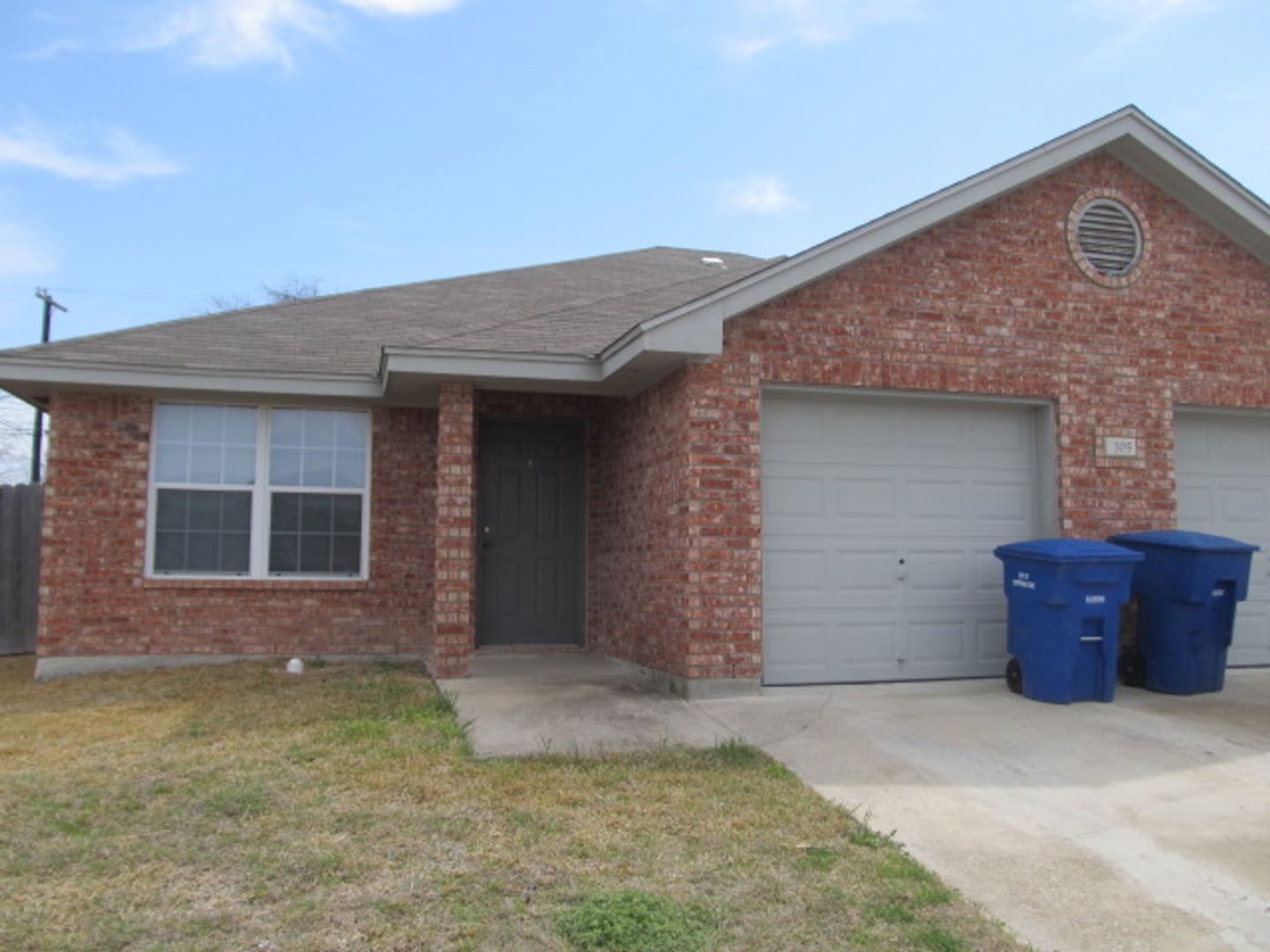 Copperas Cove Apartment: 305 Creek St
