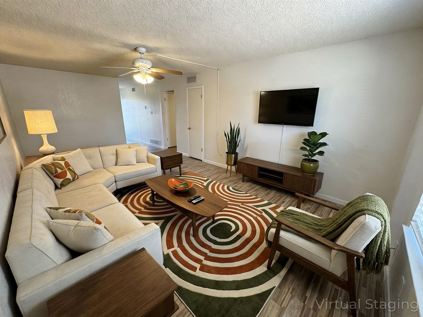 Killeen Apartment: 1903 Cedarhill Dr