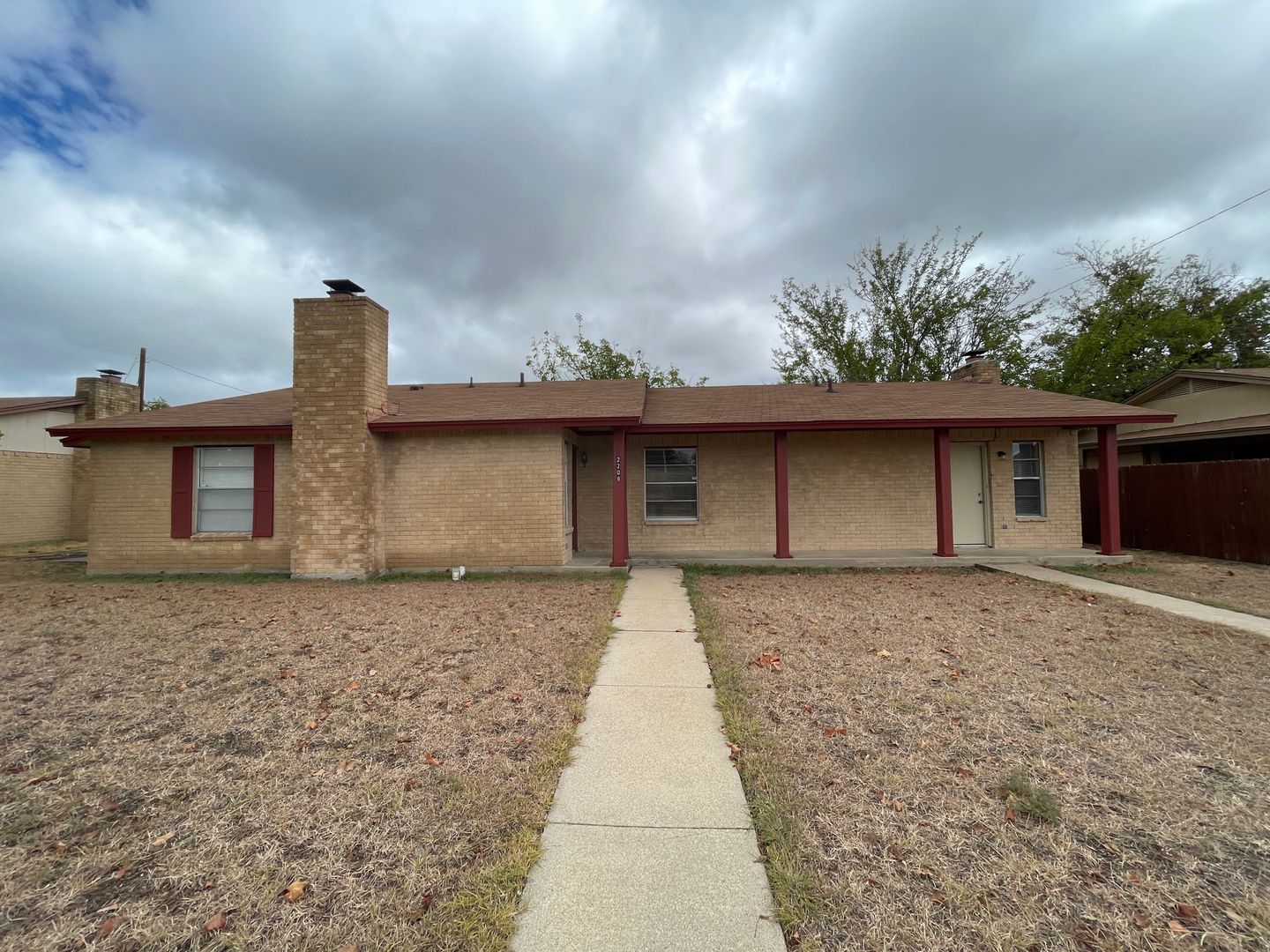 Killeen Apartment: 2208 Hunt Dr
