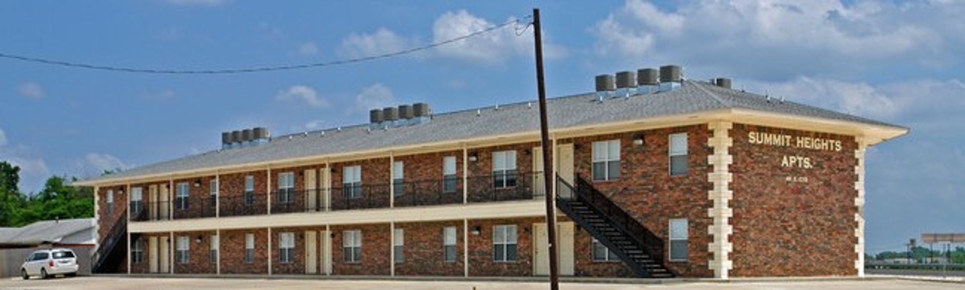 Killeen Apartment: 411 E Central Texas Expy