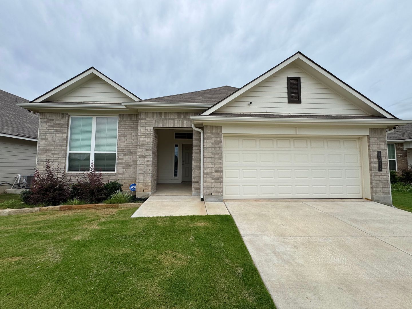 Belton House: 1312 Dowdy Dr