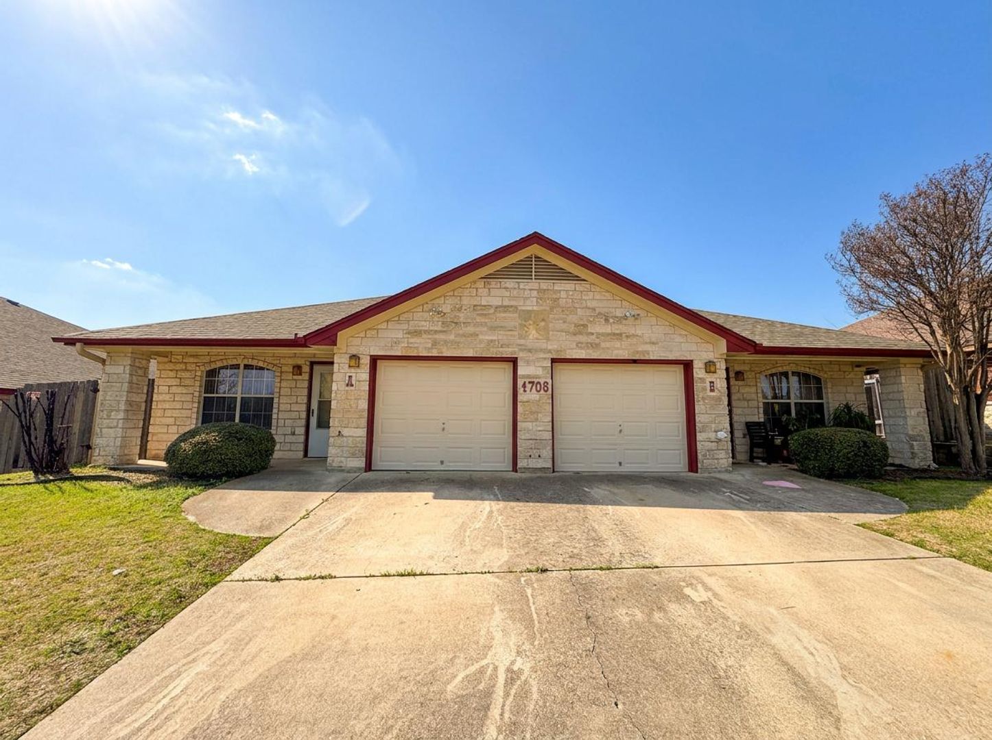 Killeen Apartment: 4706 John David Dr
