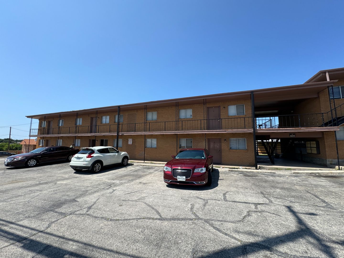Killeen Apartment: 805 W Hallmark Ave