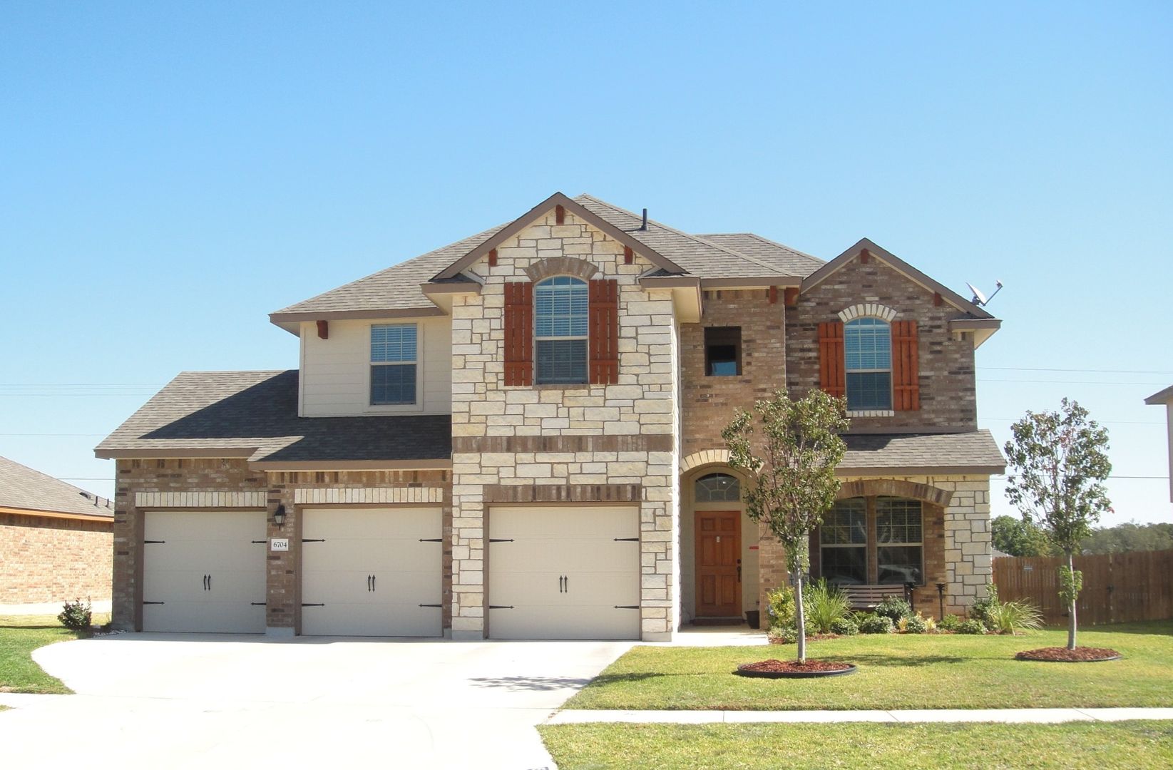 Killeen House: 6704 Golden Oak Ln