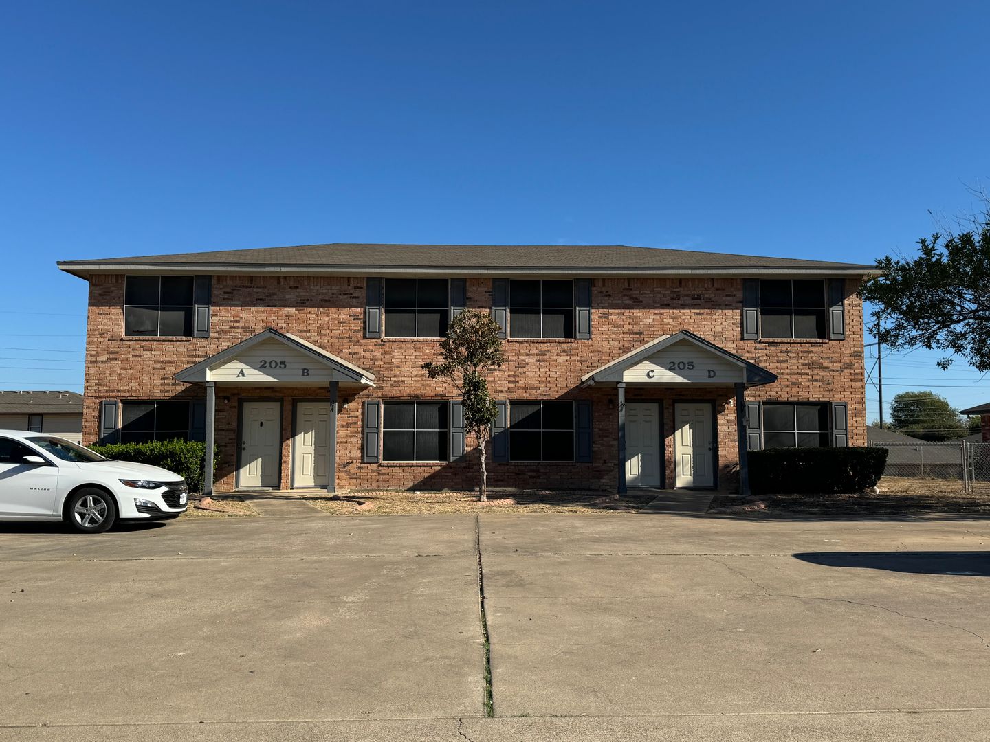 Killeen Apartment: 205 Lydia Dr